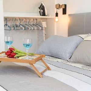 estudio-platero.hotelsinnerja.org/